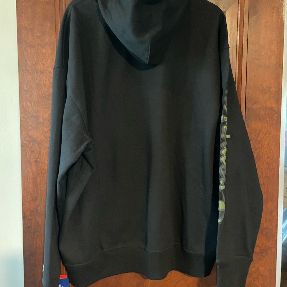 Brand new with tags men’s champion hoodie size xxl. Camo logo #camo #champion
